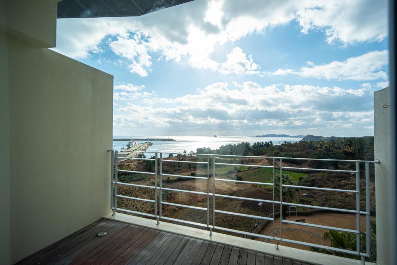 Y Resort Jeju Seogwipo Ngoại thất bức ảnh